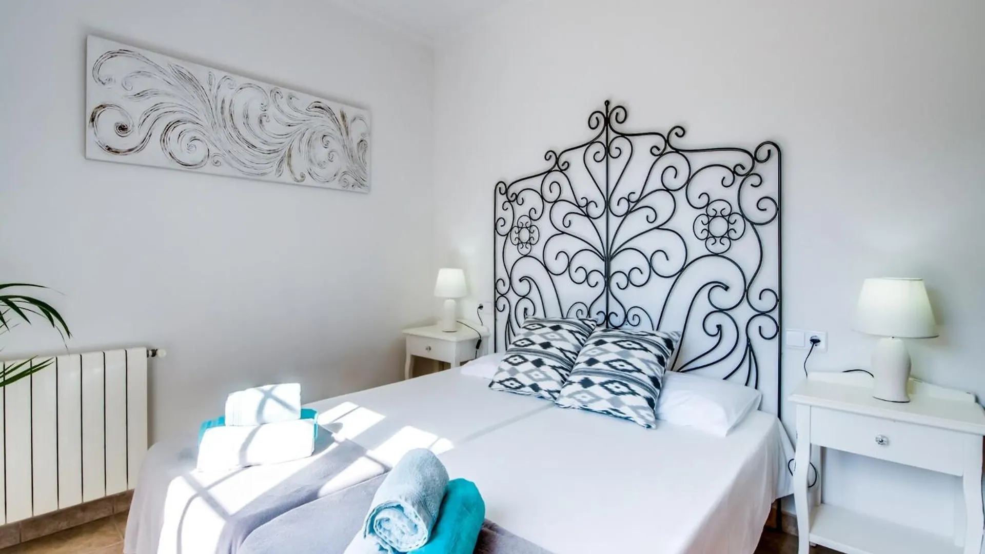 Elegant Holiday Villa With Private Pool Alcudia  Tatil Evi Alcudia (Mallorca)