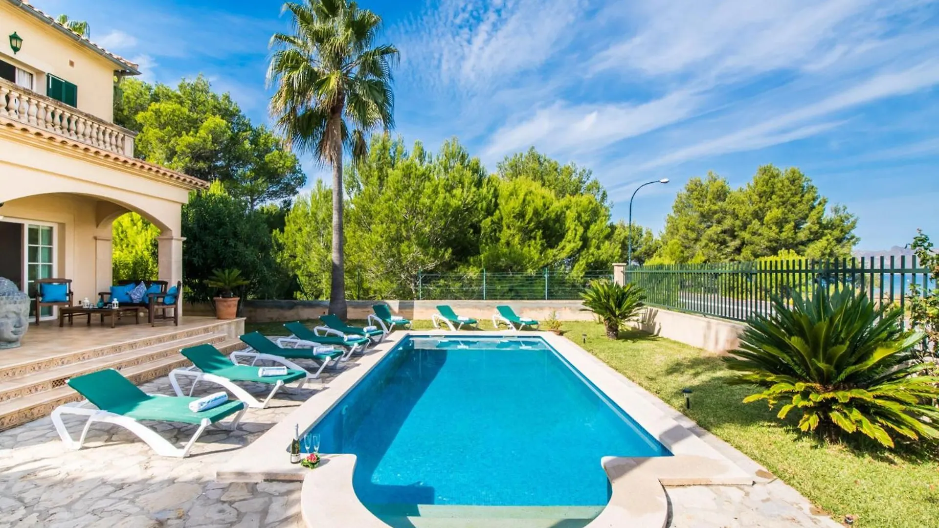 度假居 Elegant Holiday Villa With Private Pool 阿尔库迪亚